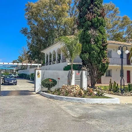 Andrea Con Piscina Appartement *