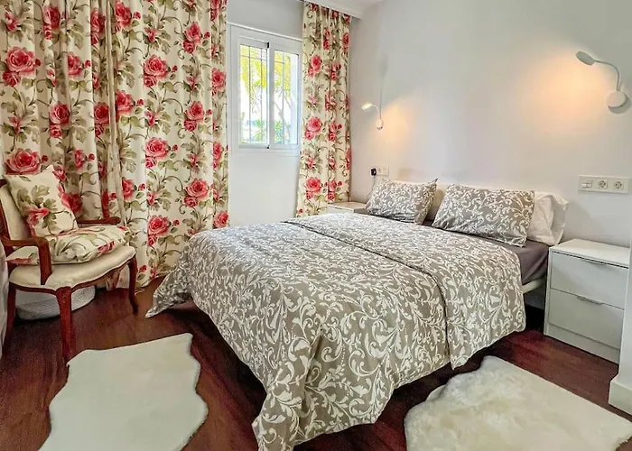 Andrea Con Piscina Lägenhet Marbella