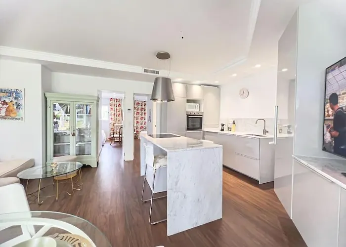 Andrea Con Piscina * Marbella